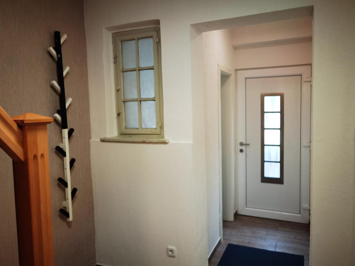 Modernes Behagliches Haus Mit Kamin, Terrasse Und Garten 마그데부르크 외부 사진